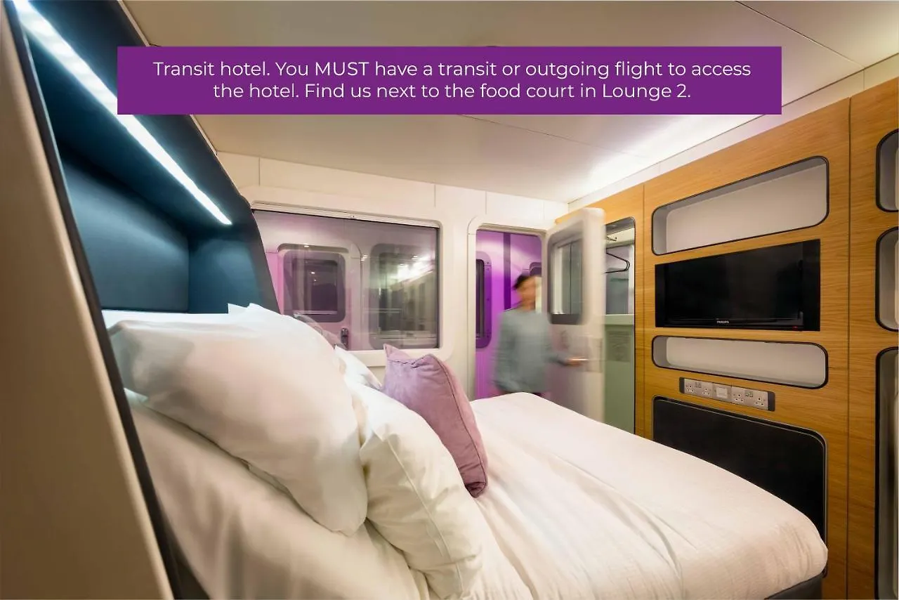 YOTELAIR Amsterdam Schiphol Transit Hotel Amsterdam Airport Schiphol